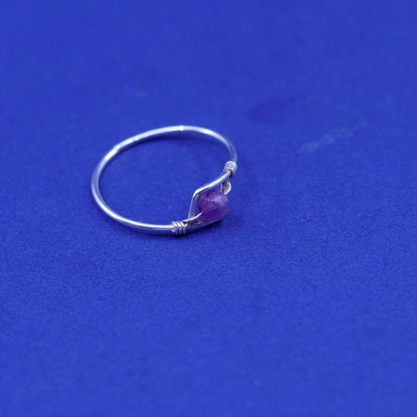 Size 7.75, vintage Sterling 925 silver handmade ring with amethyst