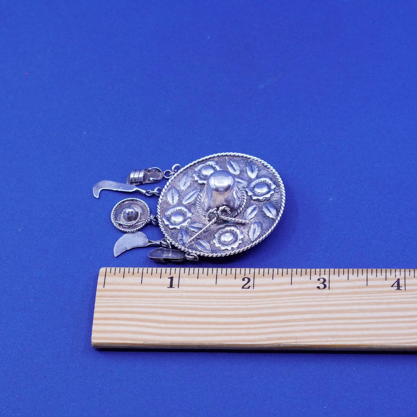 Vintage sterling silver handmade brooch, 925 Mexico Sombrero Hat worn charms