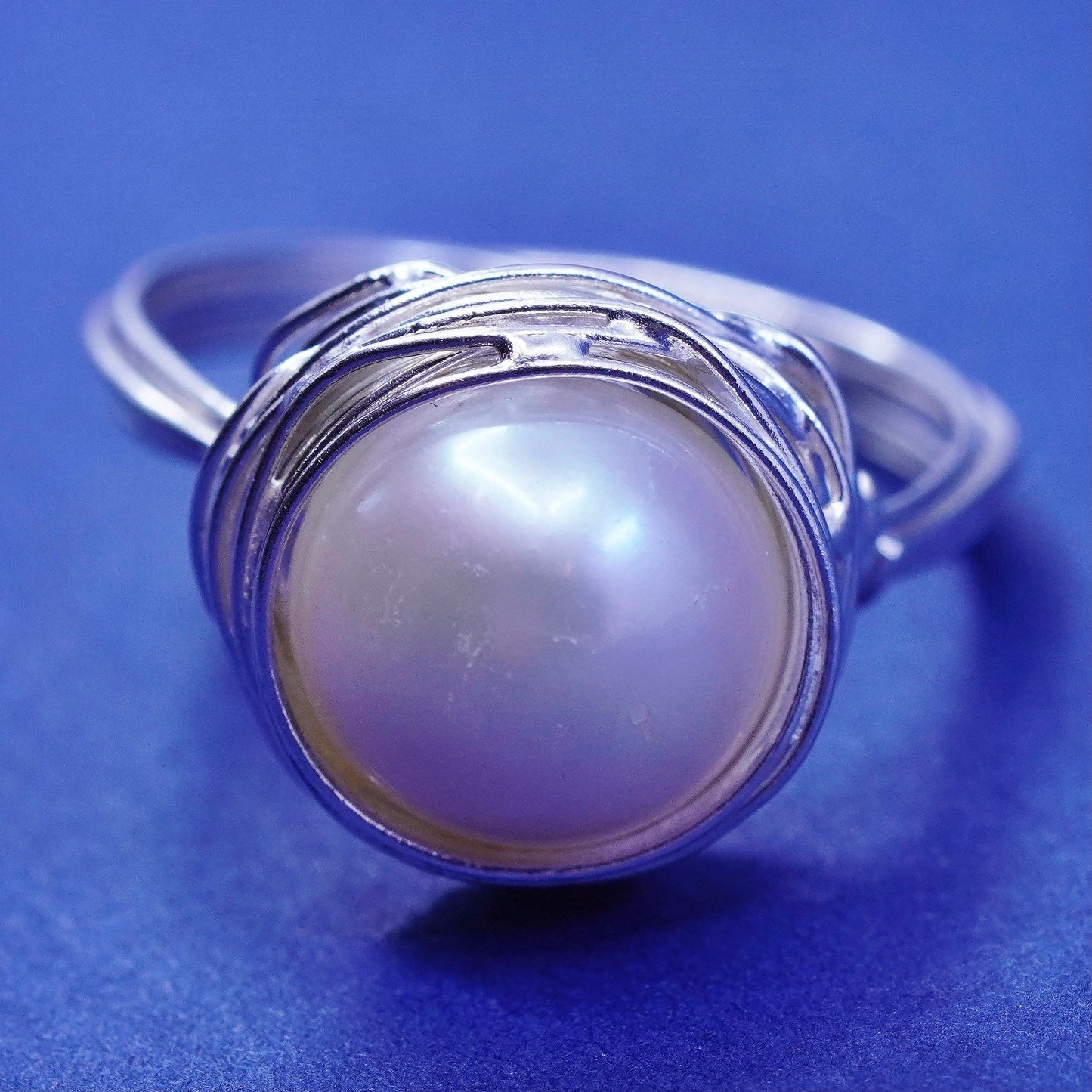 Size 9.5, vintage hammered textured Sterling 925 Silver wired ring with pearl