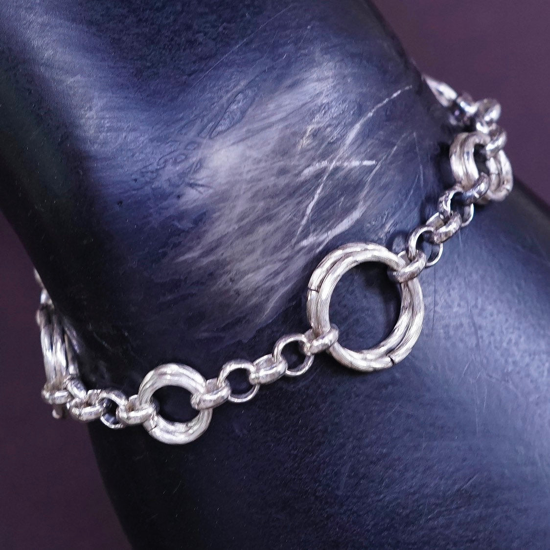 7", Sterling silver handmade charm bracelet, italy 925 entwined circle chain