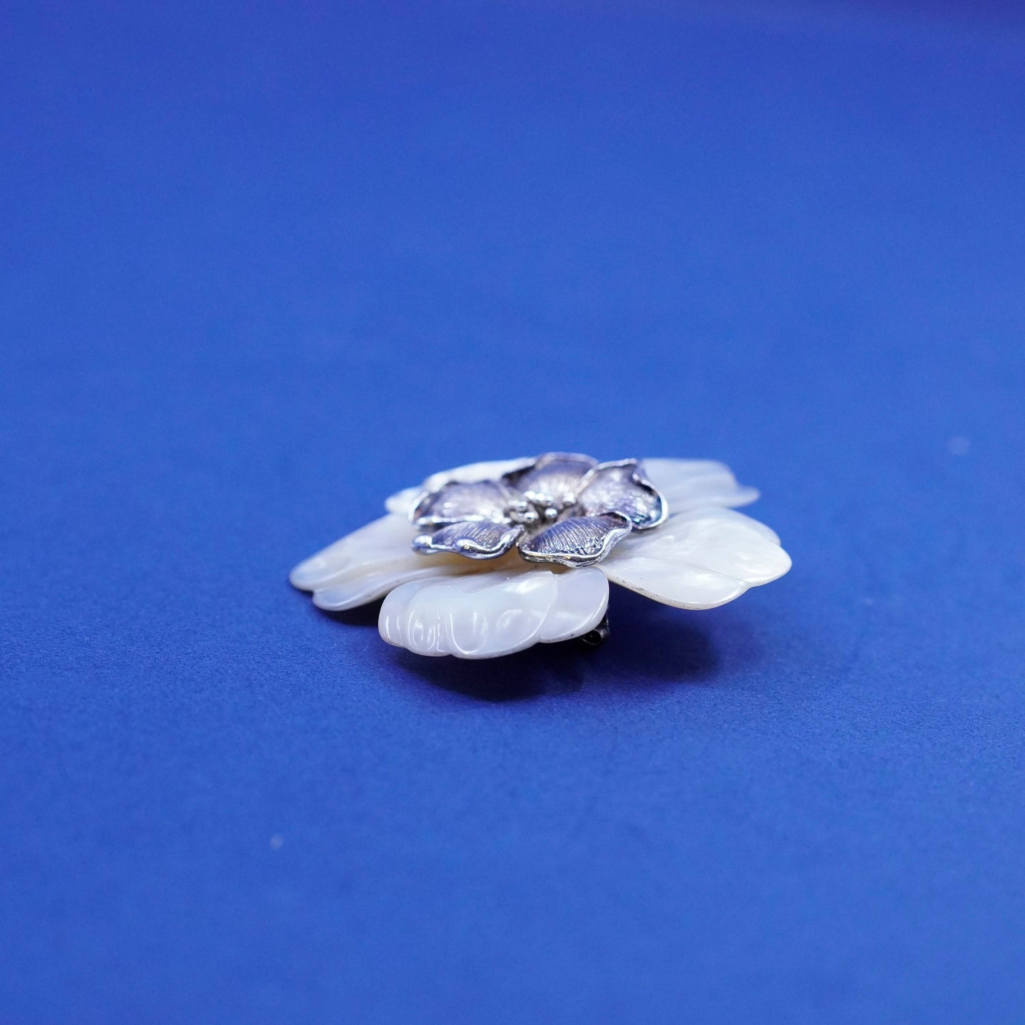 Vintage BJ sterling 925 silver handmade brooch pendant mother of pearl flower