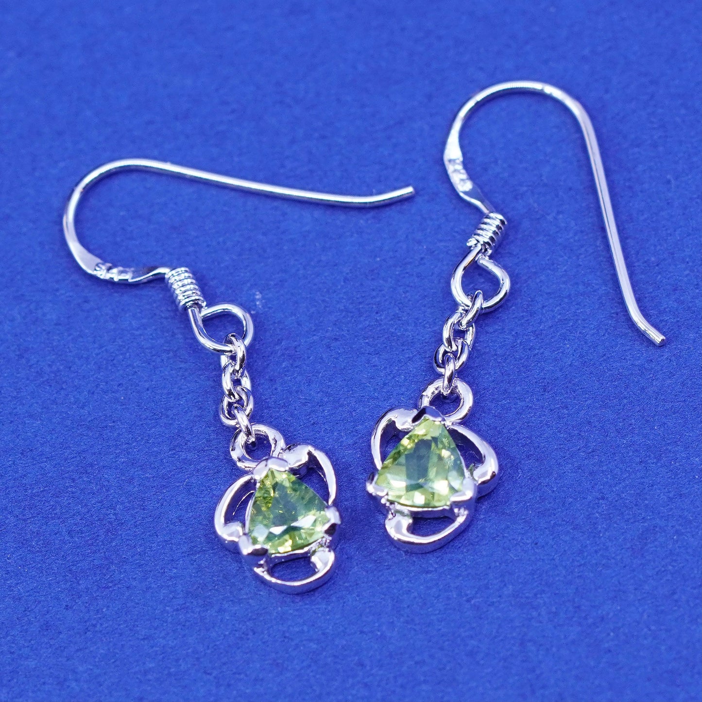 Vintage sterling 925 silver handmade earrings with peridot
