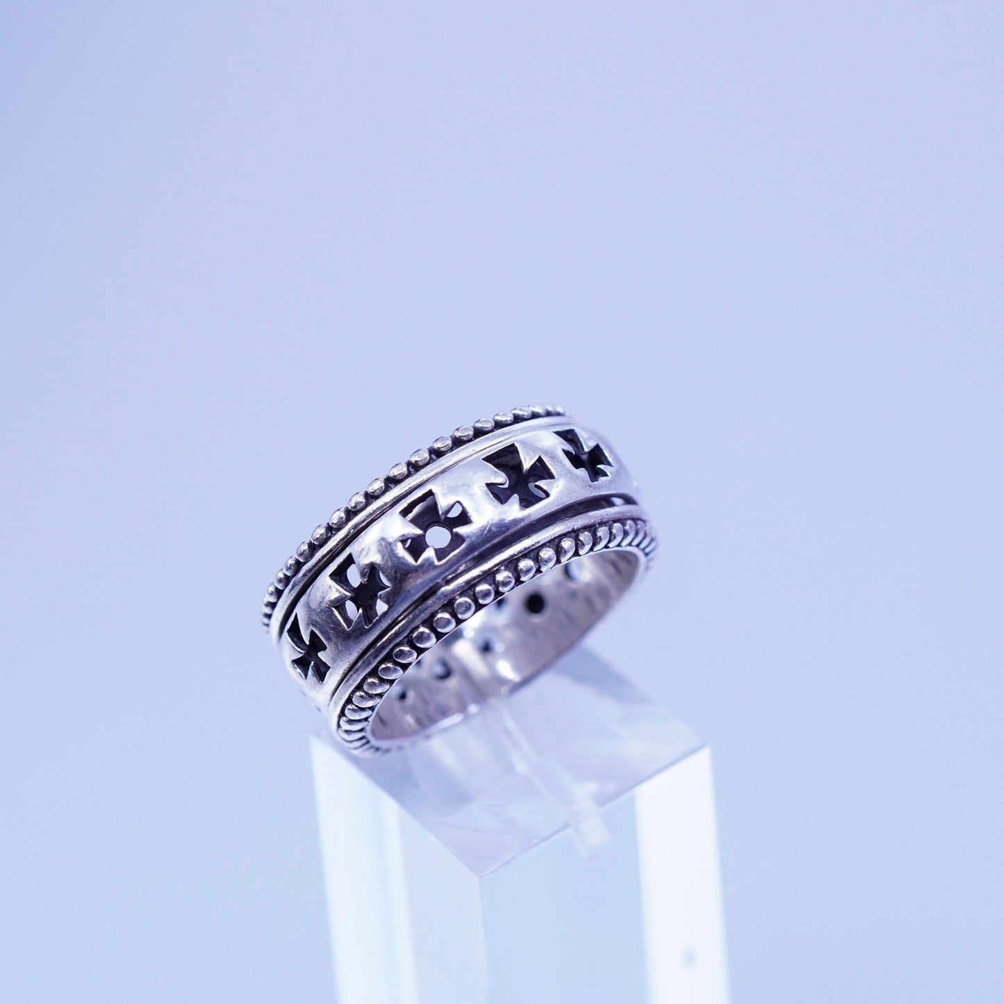 Size 9, vtg southwestern Sterling 925 silver handmade ring, cross spinner band