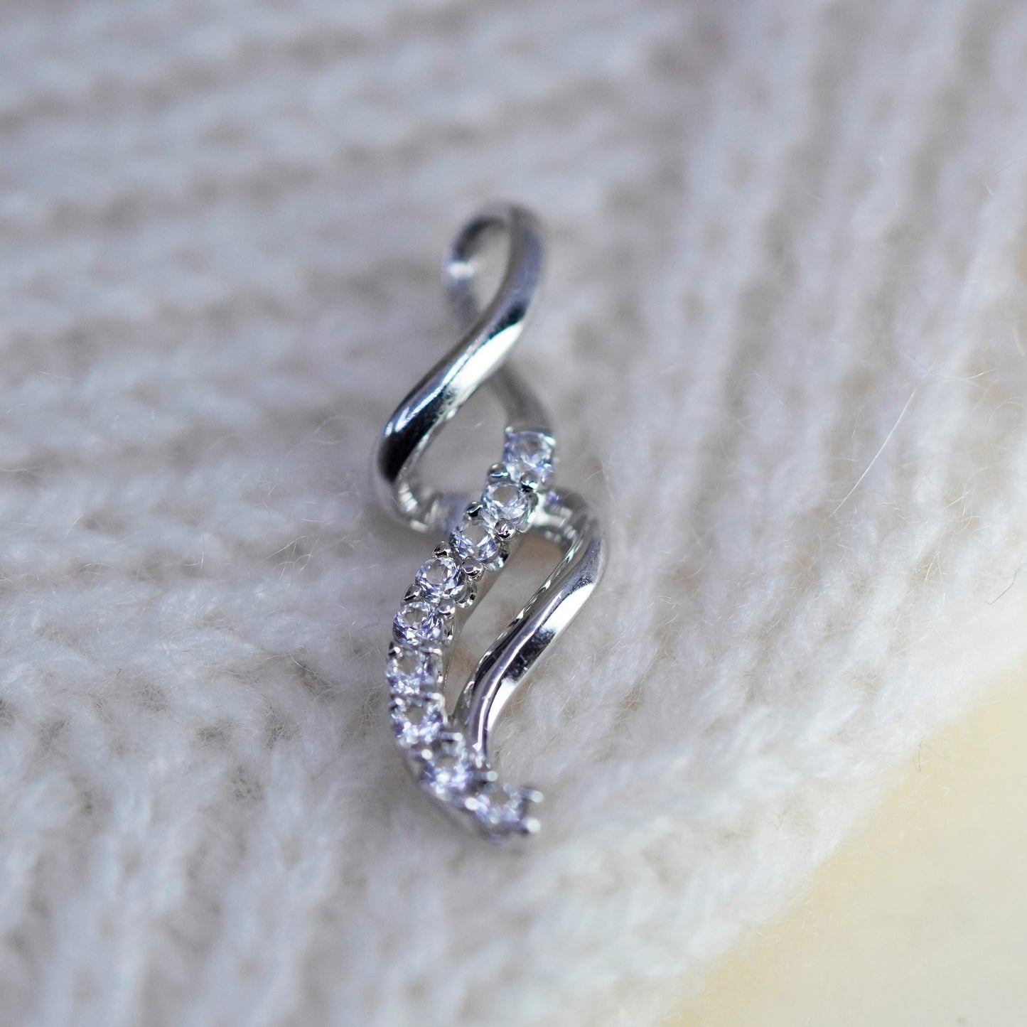 Vintage sterling 925 silver with cz pendant