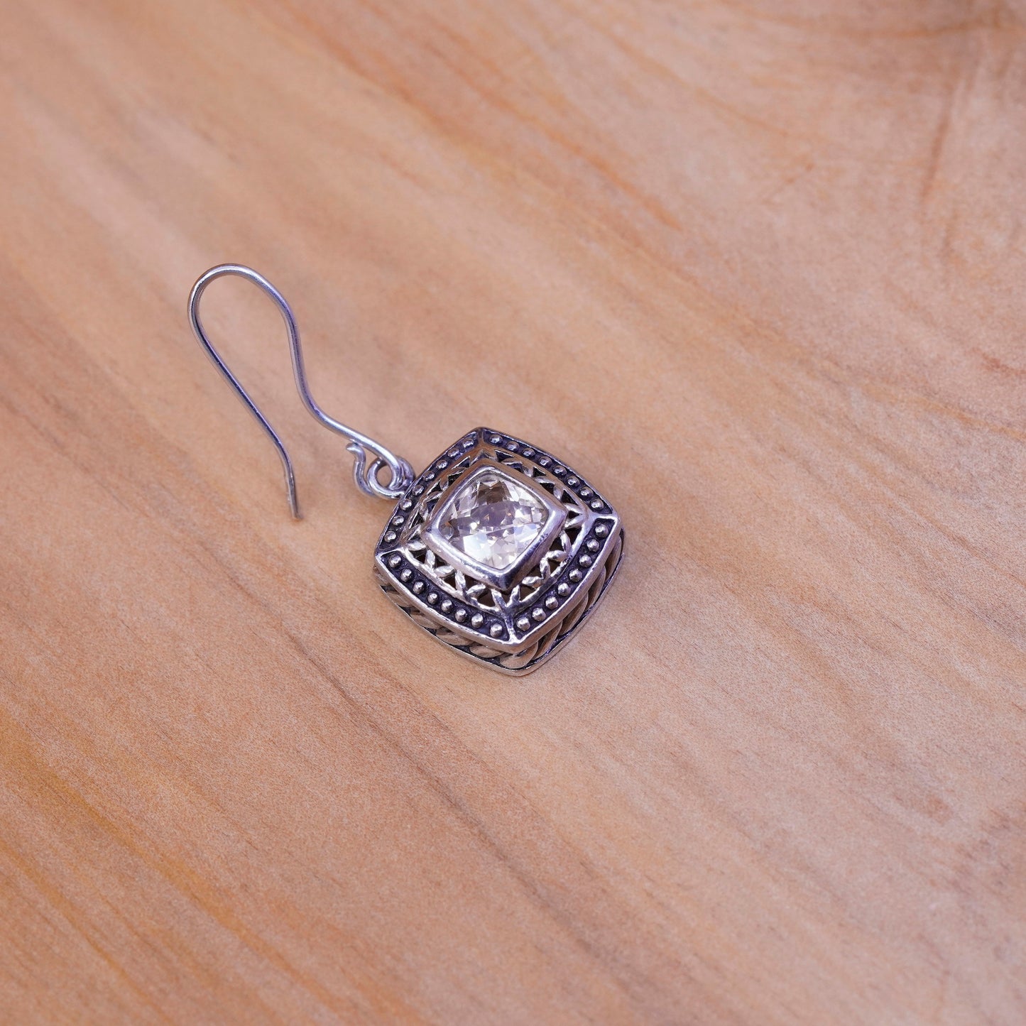 Vintage Sterling 925 silver earrings with citrine crystal and cable around