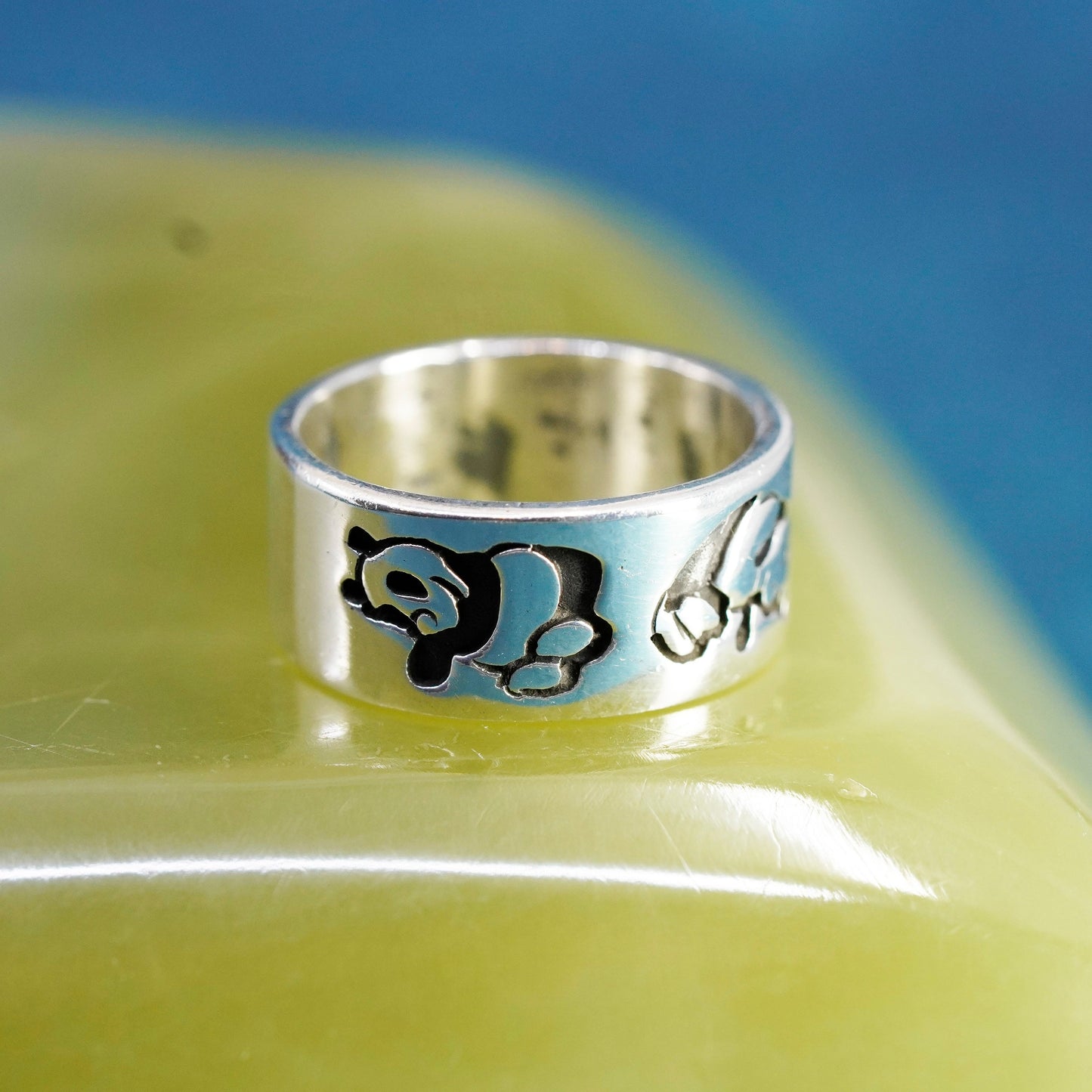 Size 7.75, vintage Sterling silver handmade ring, 925 band with panda Embossed