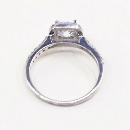 Sz 8.25, Vtg Sterling silver Engagement ring, 925 silver band W/ CZ