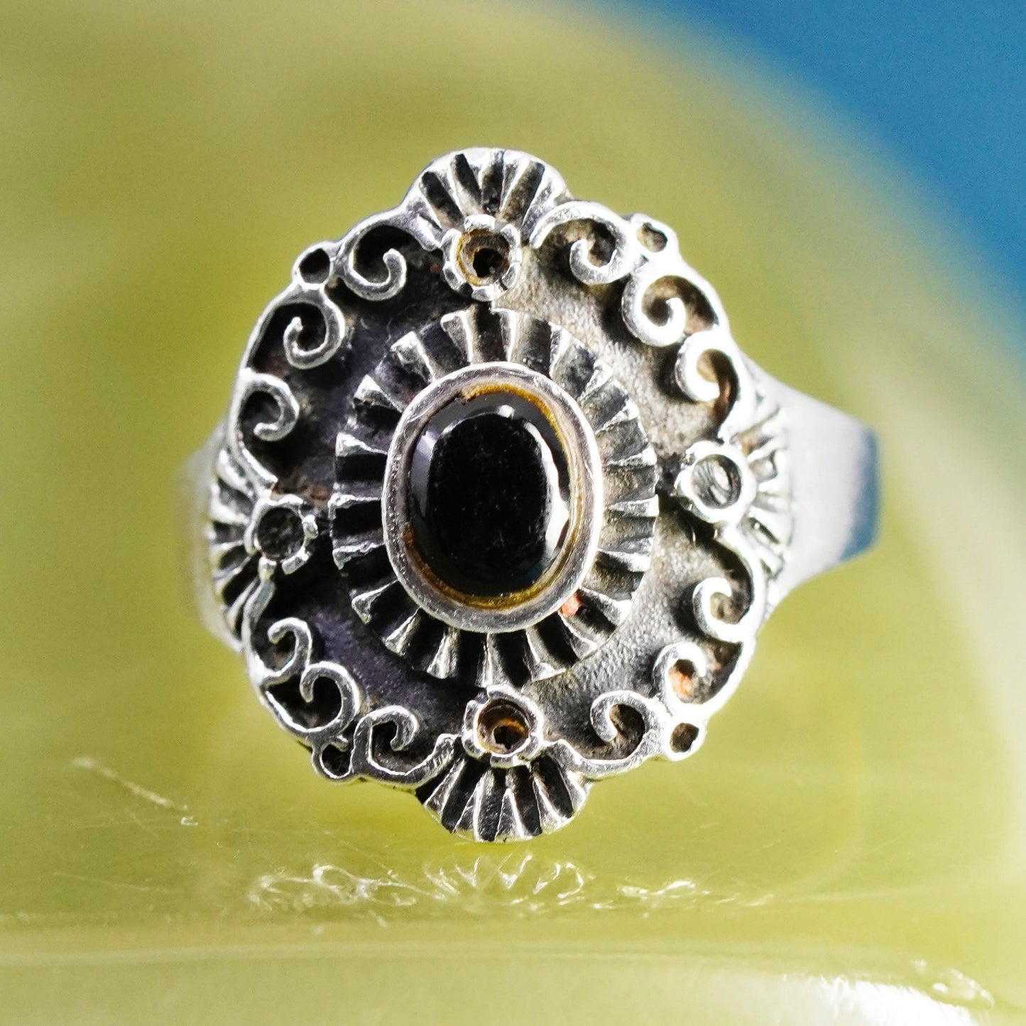 Size 5.5, vintage Sterling 925 silver handmade ring with obsidian