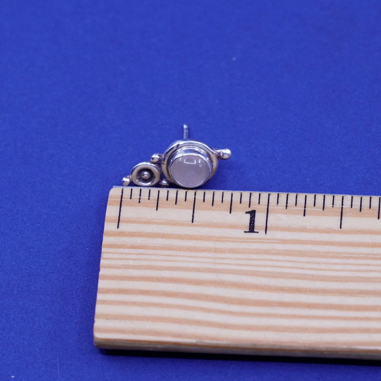 Vintage Sterling 925 silver studs with cat eye, earrings
