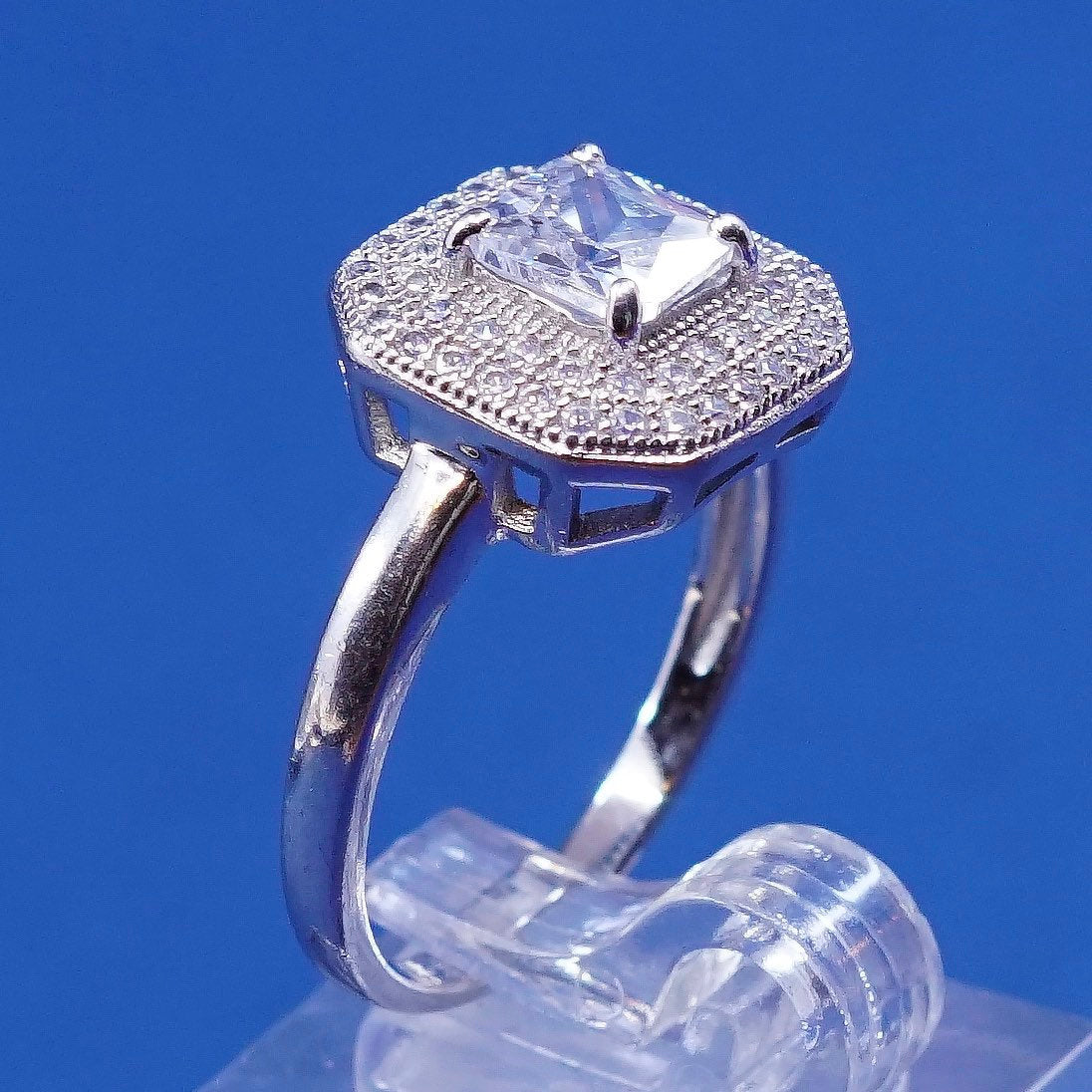 Size 8.25, vtg Sterling silver engagement ring, 925 band w/clear cz