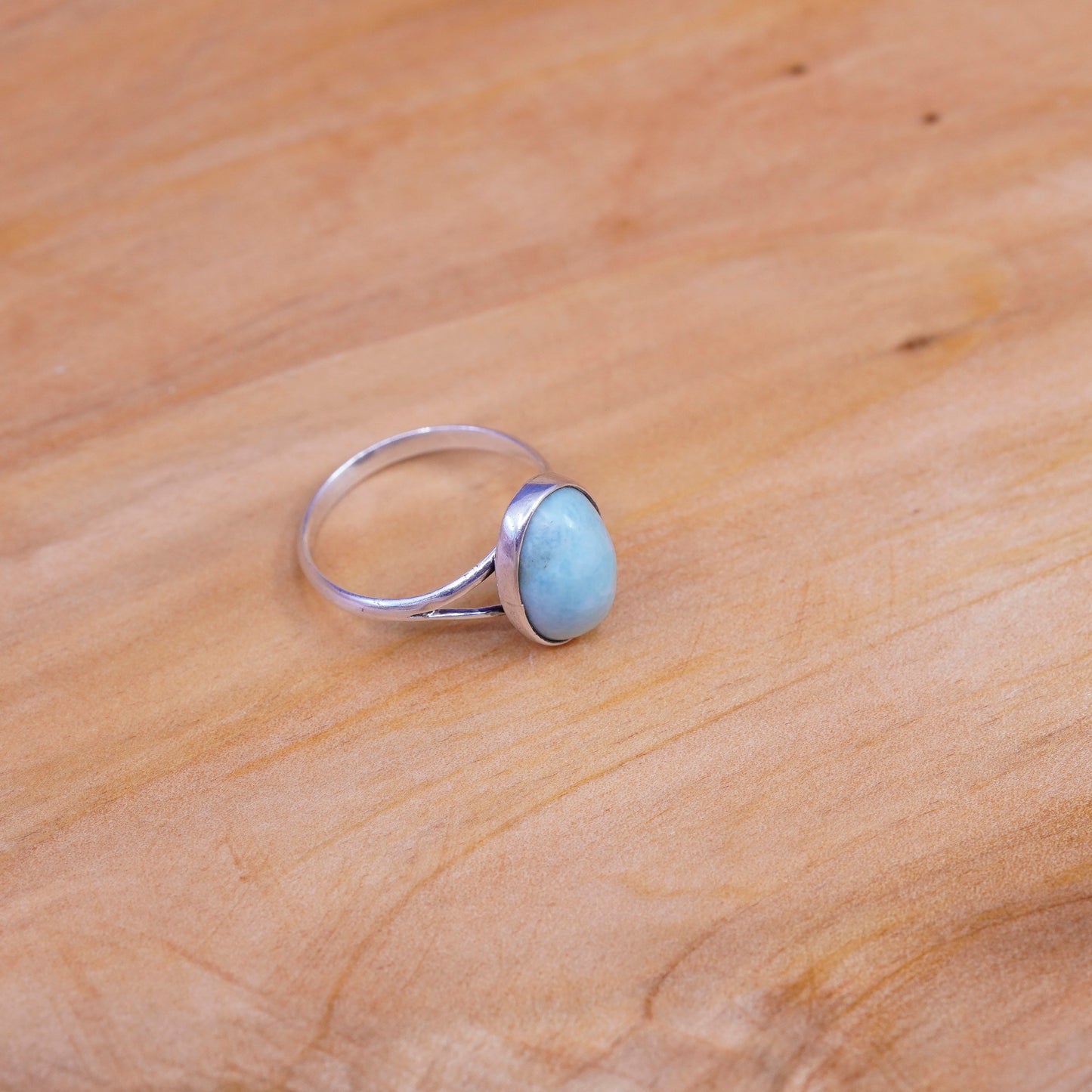 Size 6.5, vintage Sterling 925 silver handmade ring with Larimar