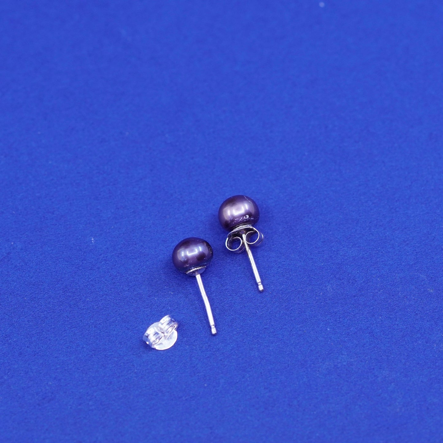 4mm, Sterling 925 silver with black pearl studs earrings