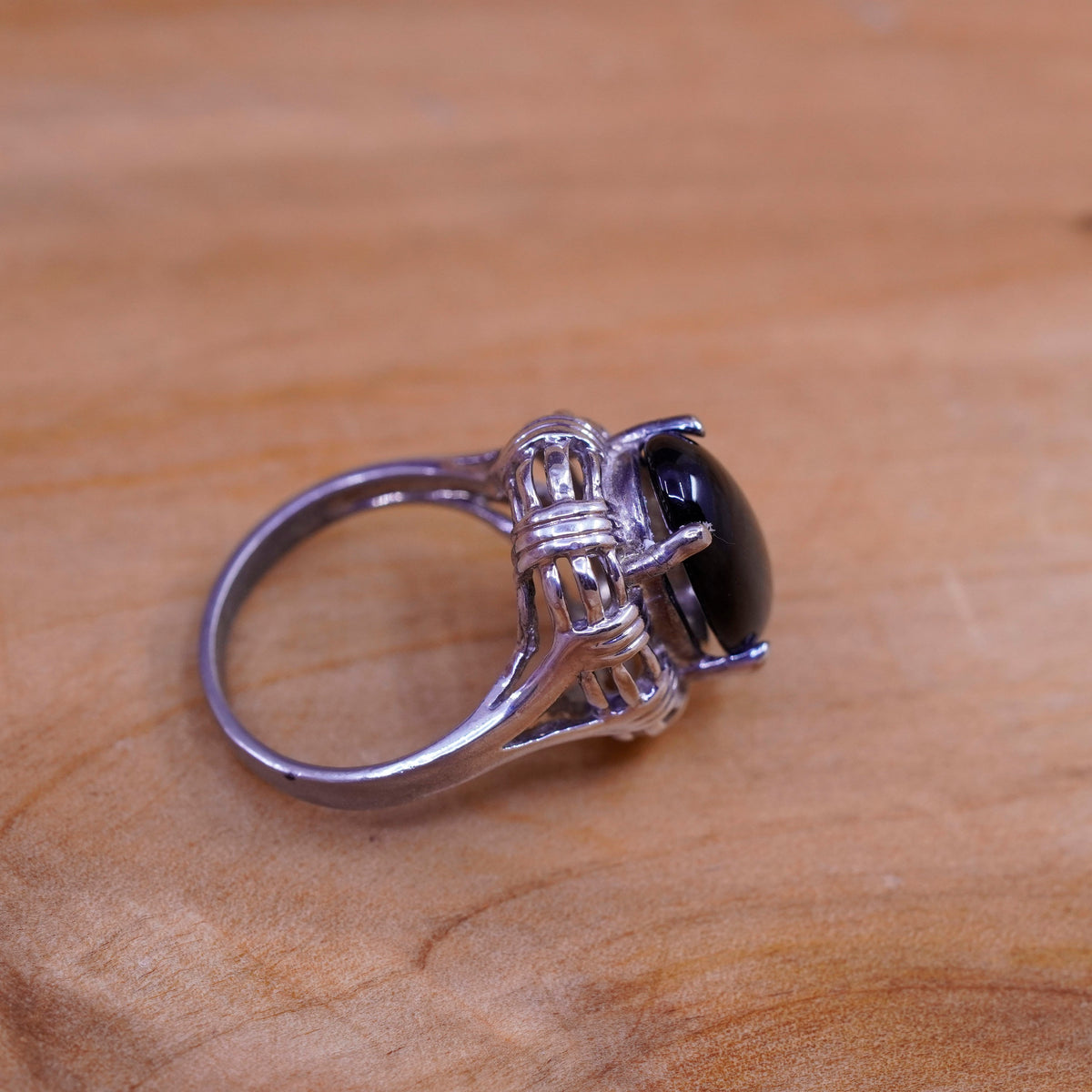 Size 7, vintage Sterling 925 silver handmade ring with oval obsidian