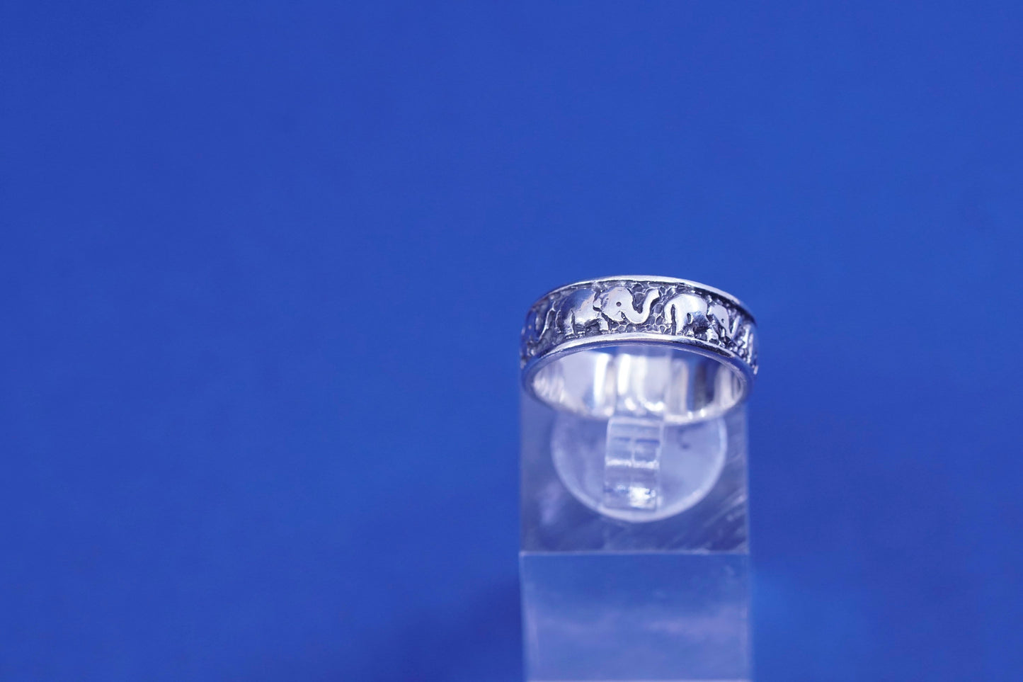 Size 7.5, vintage Sterling silver handmade ring, 925 embossed elephant band