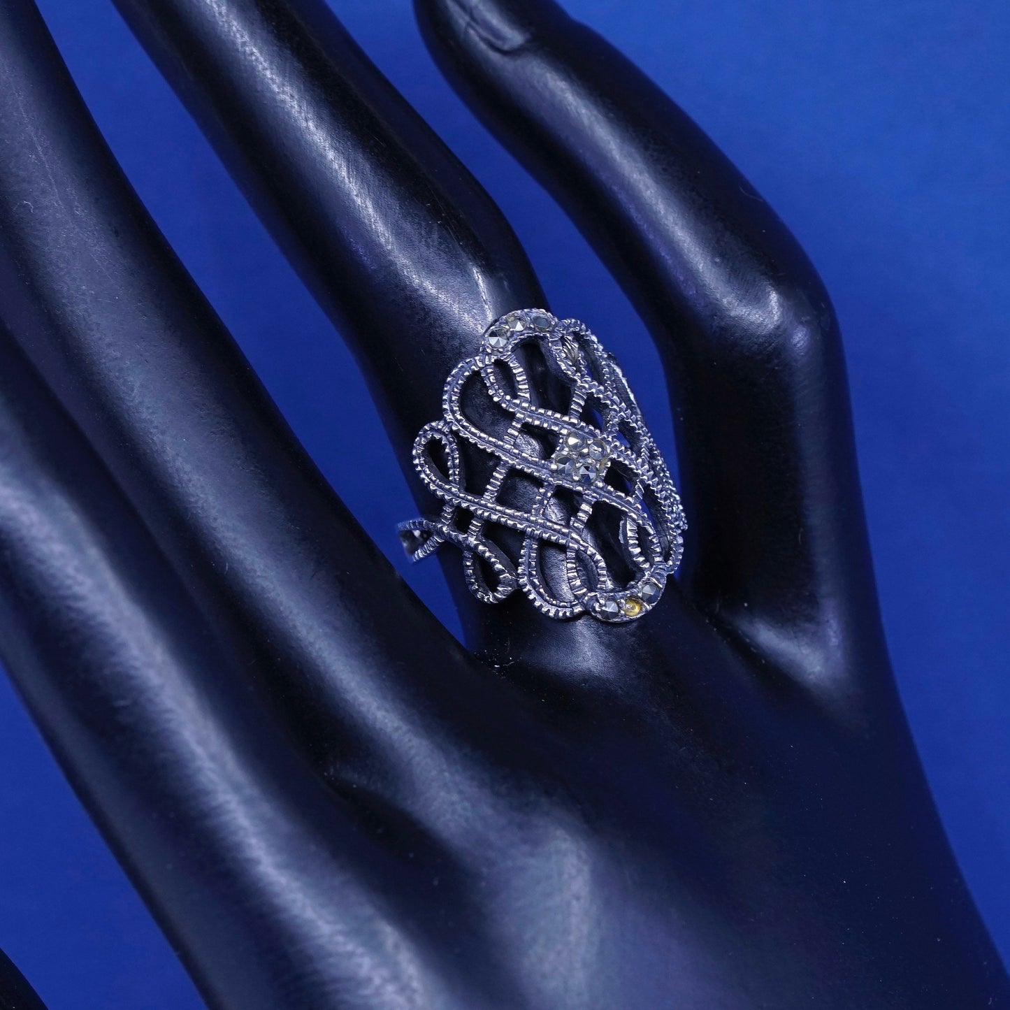 Size 5.5, vtg sterling silver handmade ring, 925 woven band w/ marcasite
