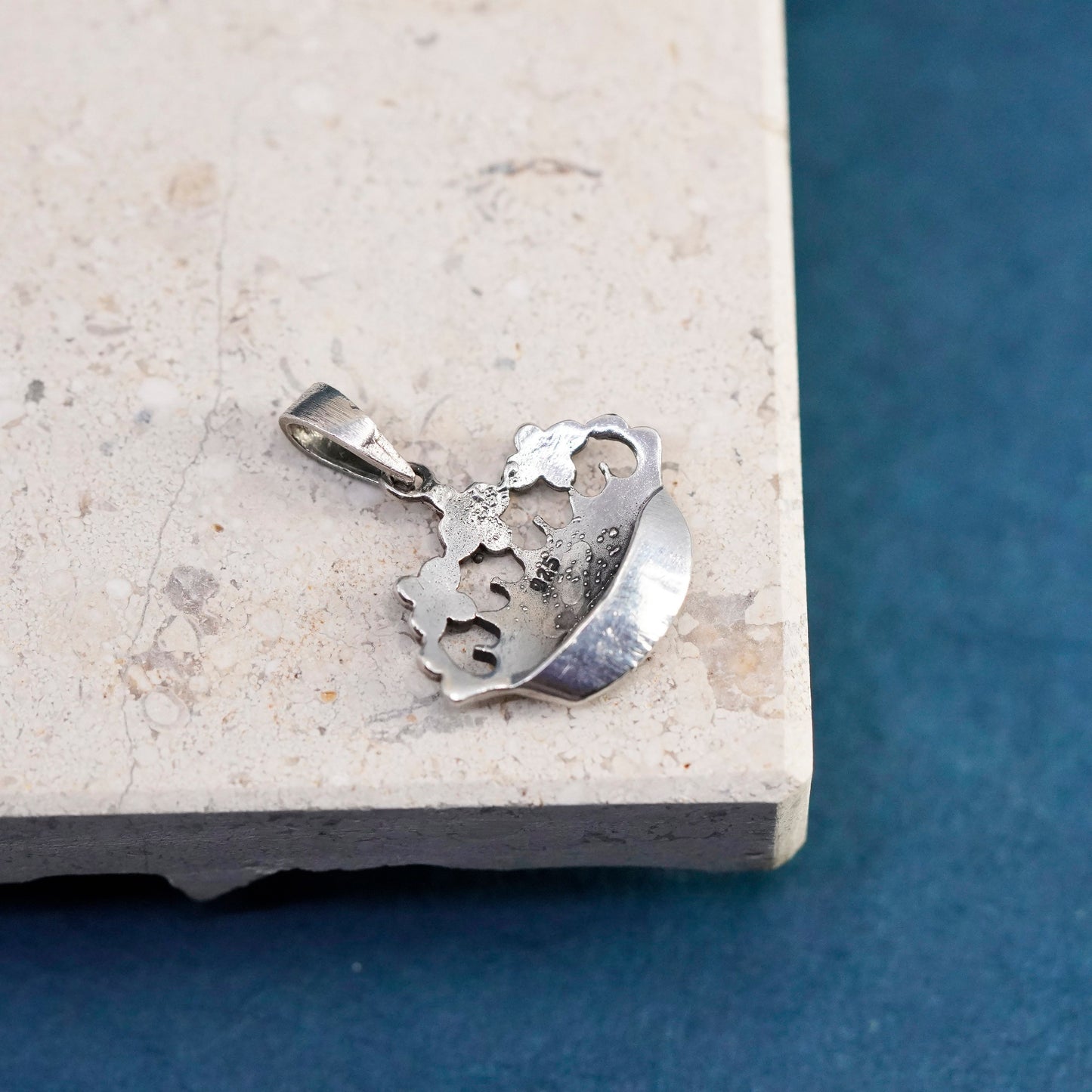 Vintage Sterling silver handmade pendant, 925 crown with flower
