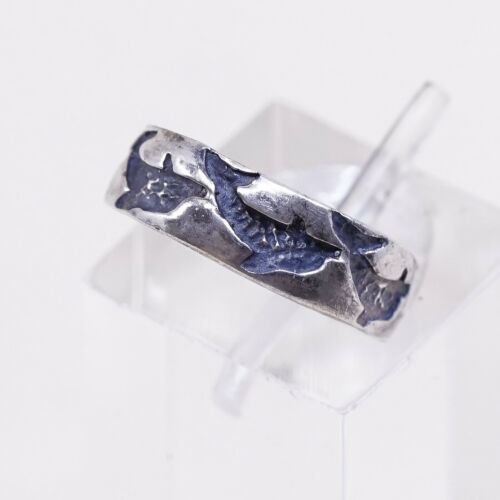 Size 3, Vtg Sterling Silver handmade open end Ring. 925 Band W/ Dolphin Embossed