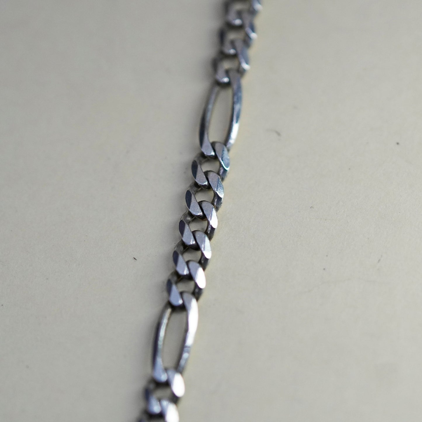 18.5”, 4mm, Vintage sterling silver figaro chain, bold 925 men’s necklace