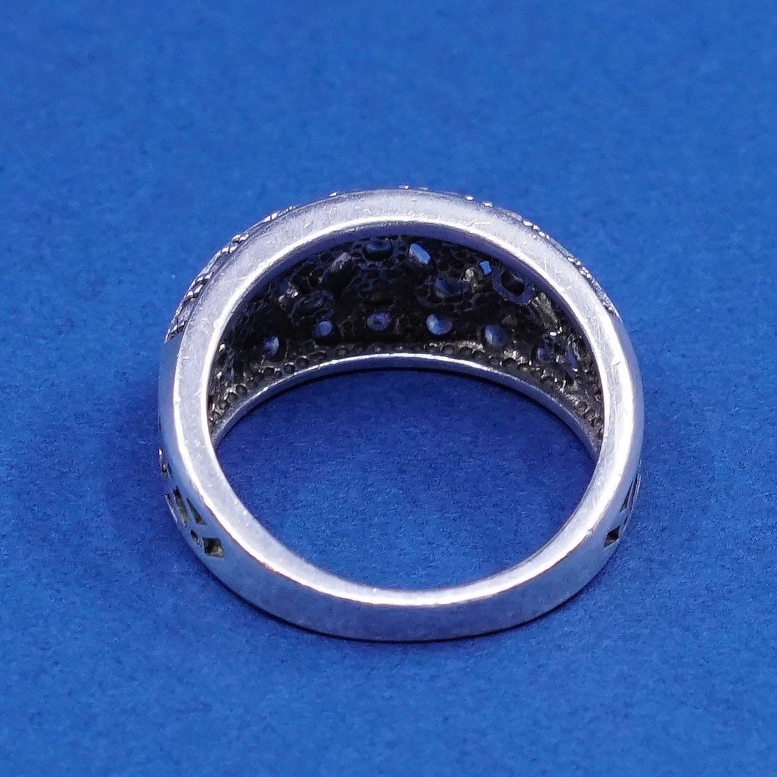 Size 6.25, vtg KL sterling silver ring, 925 w/ sapphire N crystal