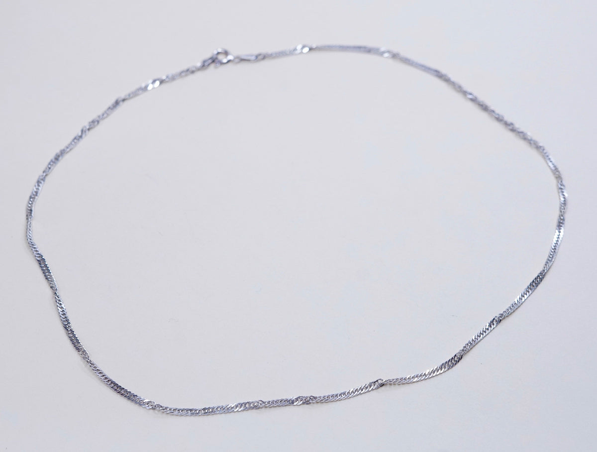 18”, 2mm, Vintage sterling silver Italy 925 twisted curb chain, necklace