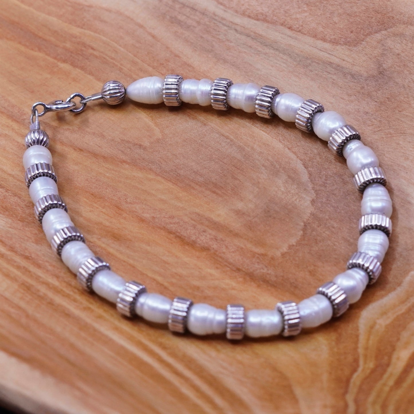 7.5”, vtg Sterling silver handmade bracelet, freshwater pearl with 925 beads