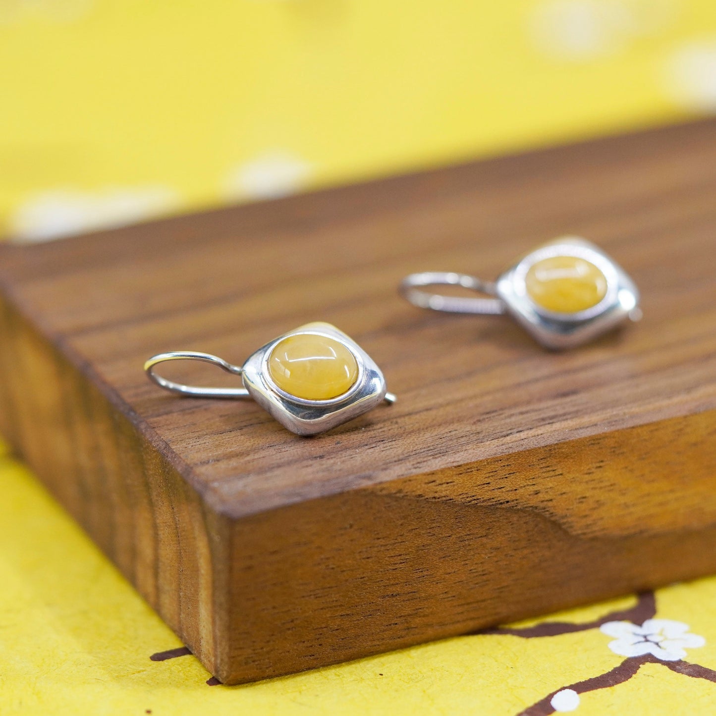 Vintage sterling 925 silver handmade earrings with oval citrine
