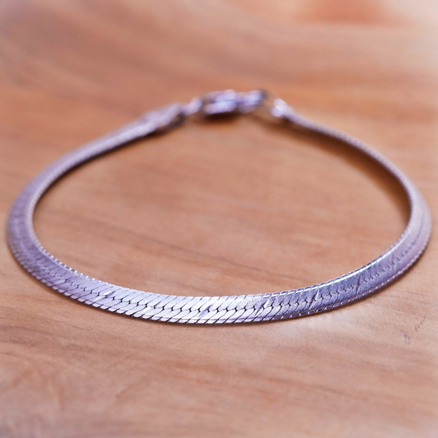 8”, 4mm, Vintage Sterling silver textured herringbone bracelet, Italy 925 chain