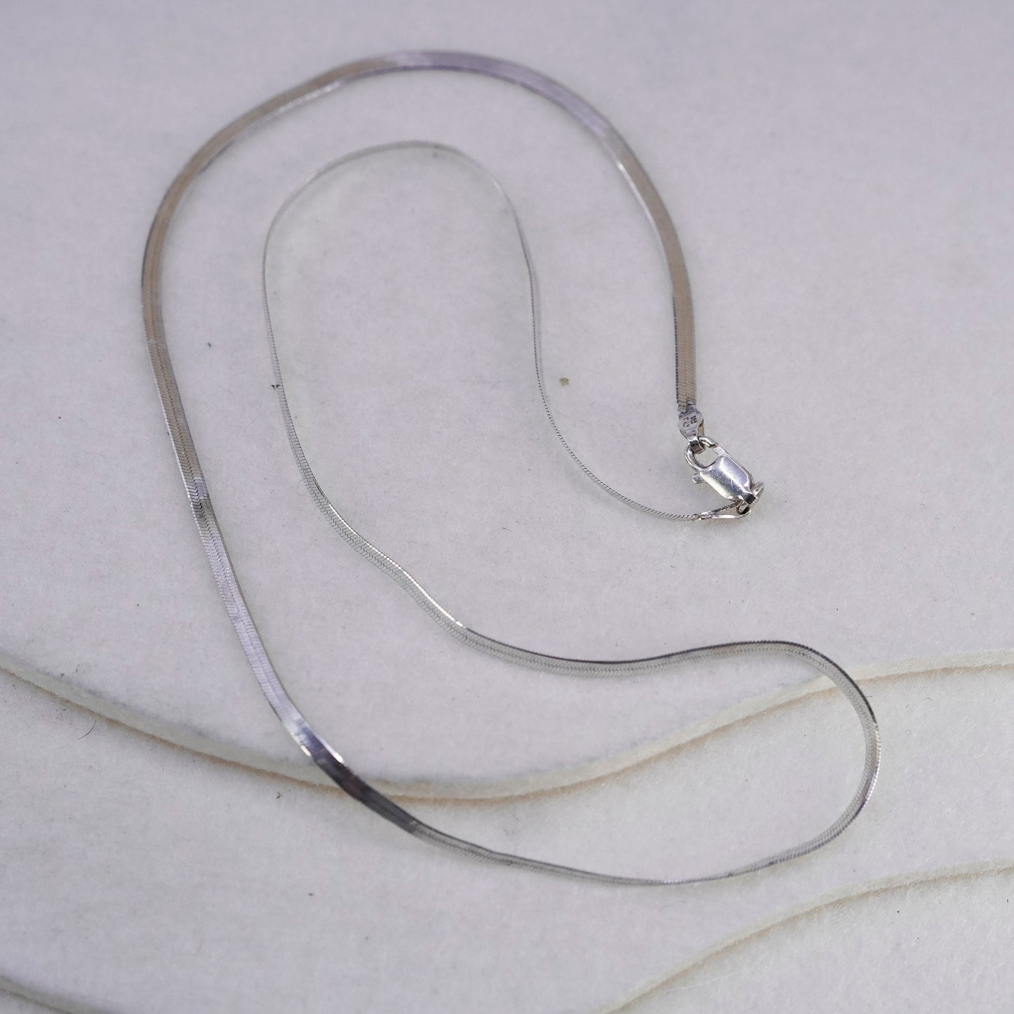 18” 2mm, vintage Italy Sterling 925 silver herringbone chain necklace