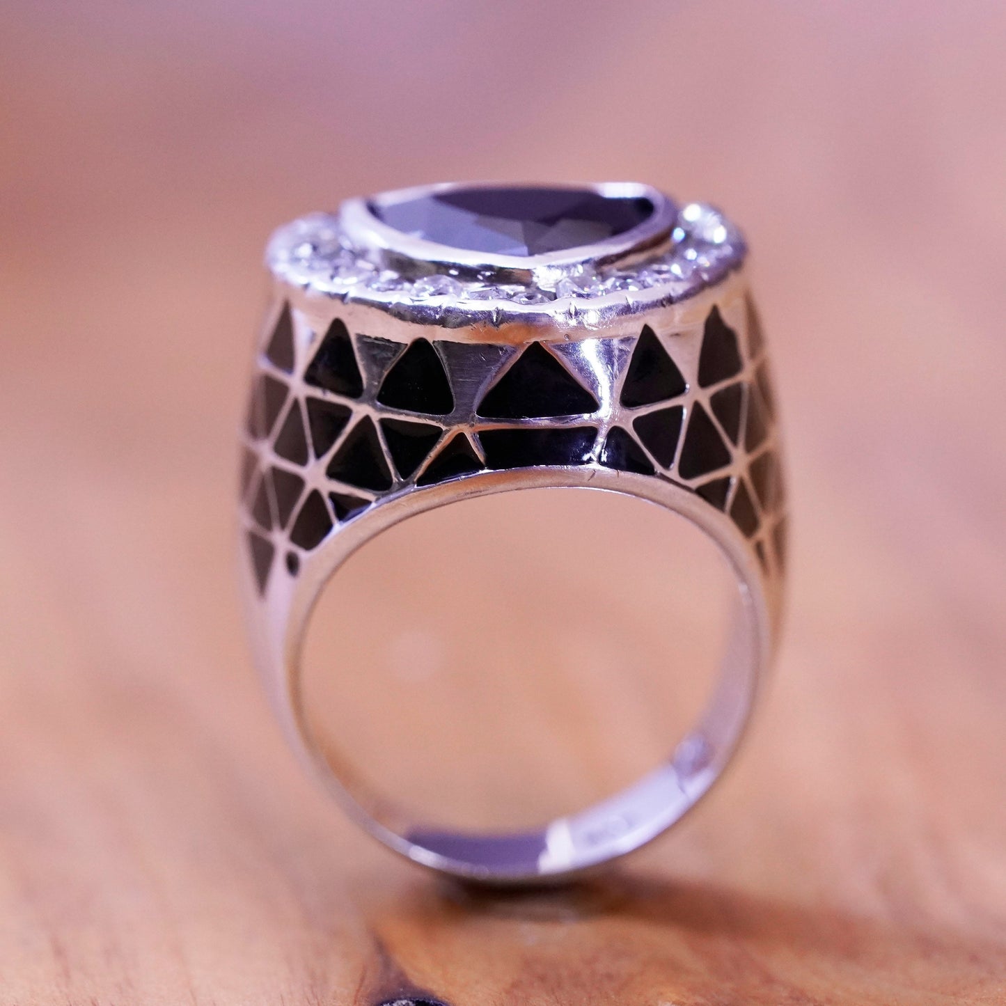 Size 8, vintage Sterling 925 silver handmade stackable ring with obsidian inlay