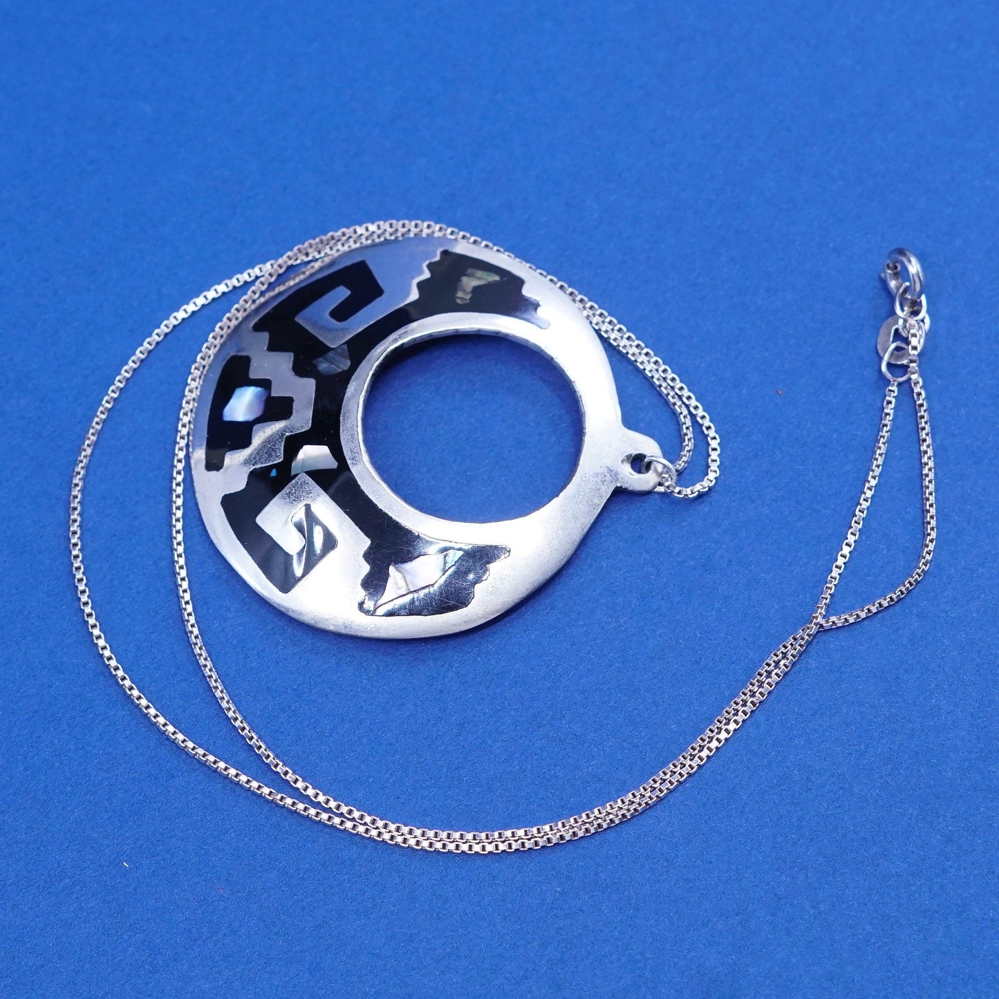 16”, Sterling silver handmade necklace, 925 box chain w/ alpaca circle pendant