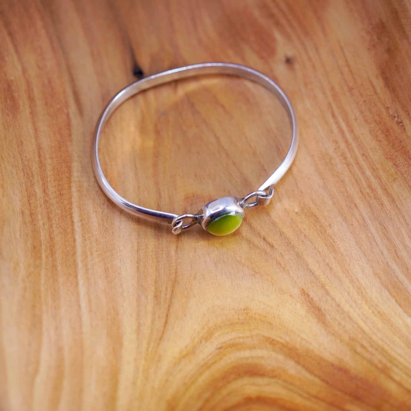 6.75”, Sterling silver handmade bracelet, 925 hinged bangle with green cat eye