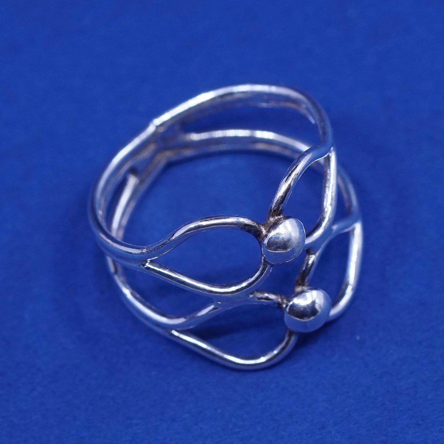 Size 8.5, vintage Sterling silver handmade ring, 925 woven band w/ beads