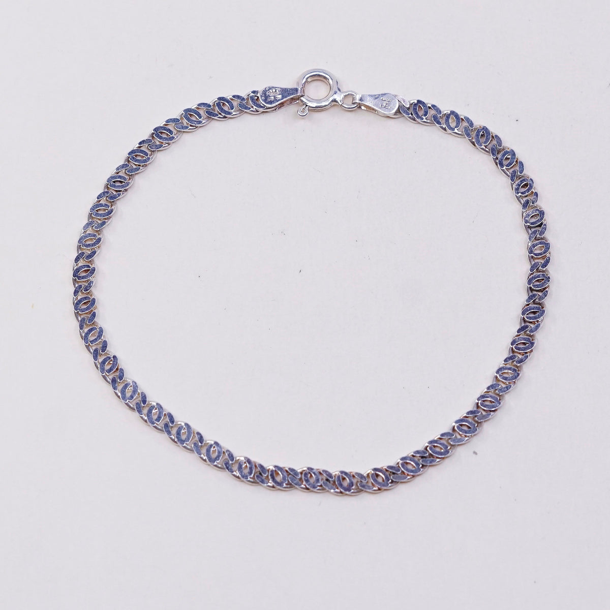 7.25”. 3mm, vtg milor sterling silver curb bracelet, italy 925 charm chain