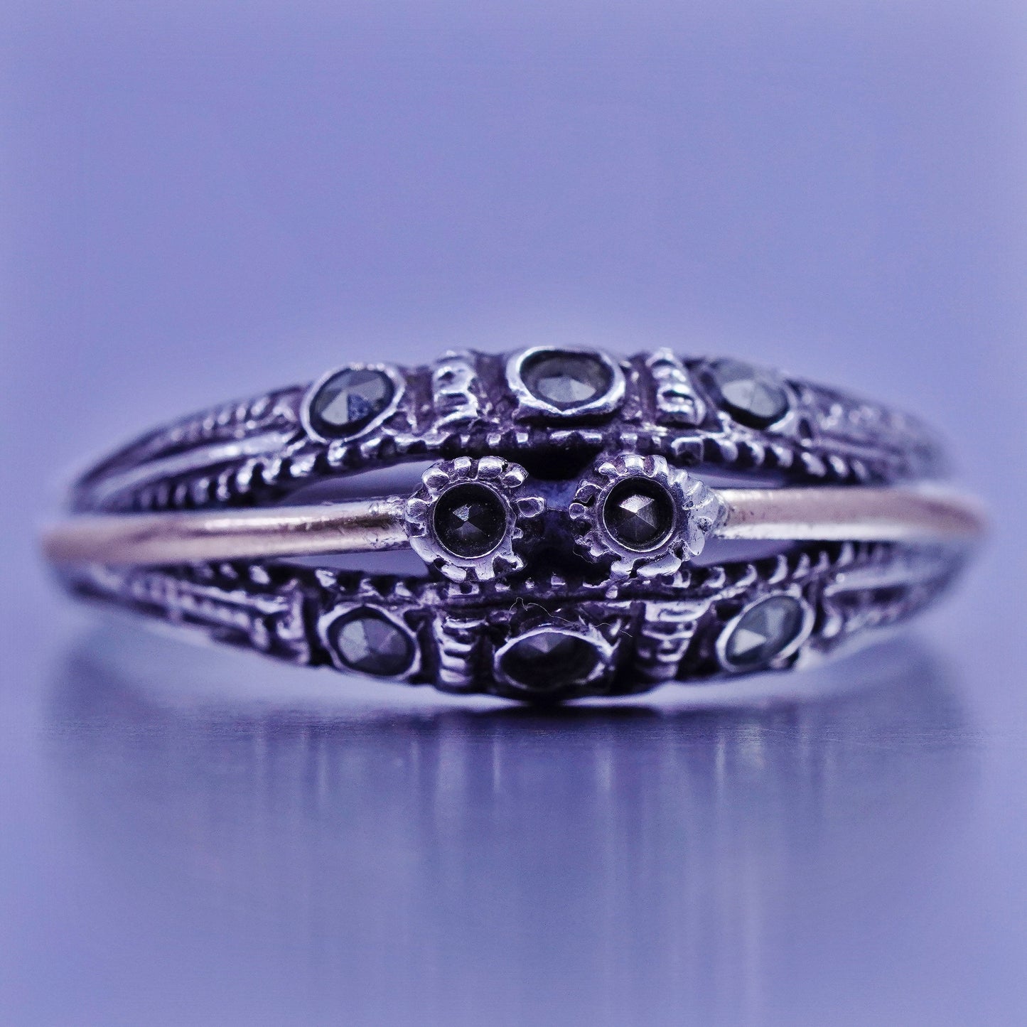 Size 6.25, vintage two tone Sterling 925 silver wedding ring, band