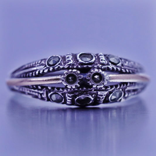 Size 6.25, vintage two tone Sterling 925 silver wedding ring, band