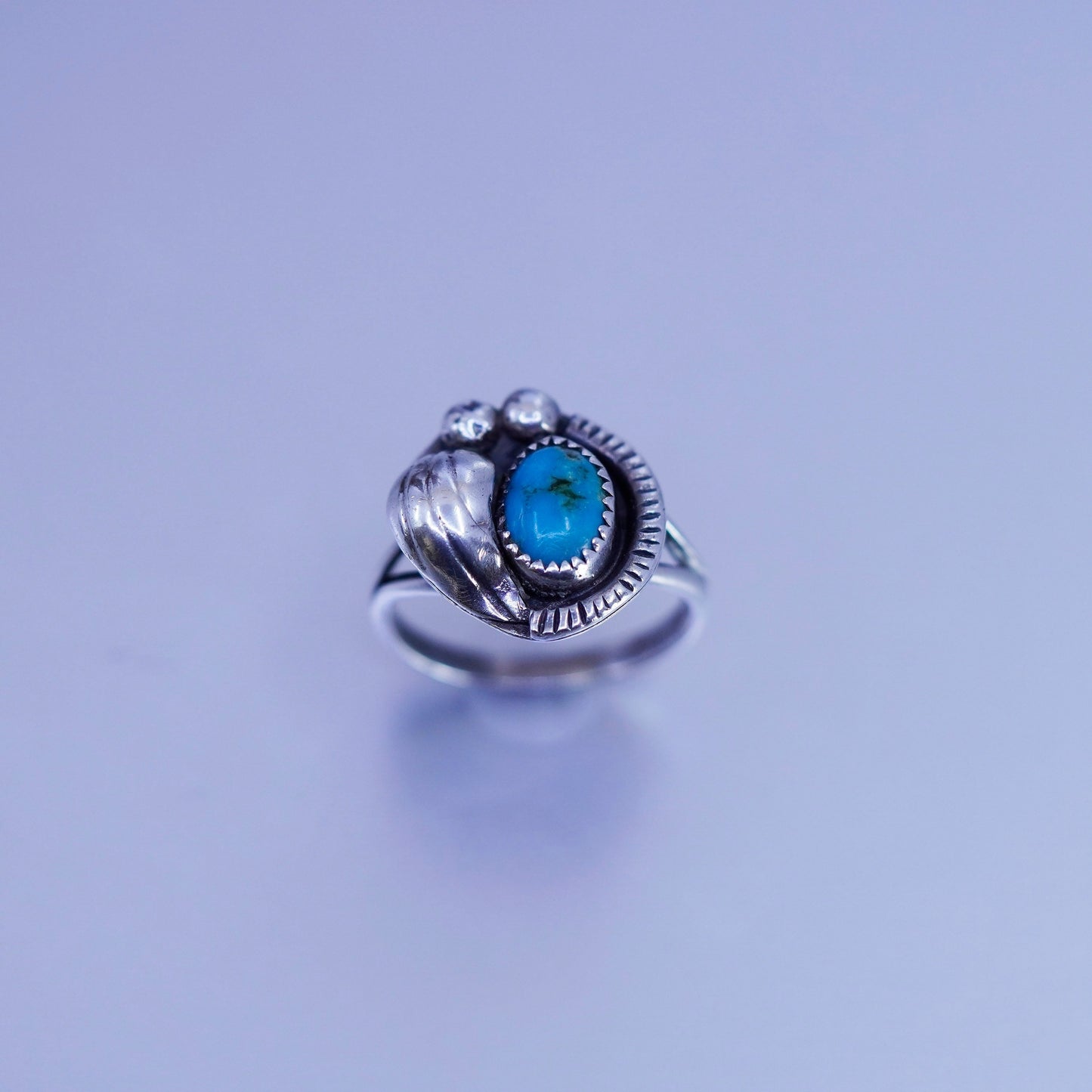 Size 6.5, Native American navajo Sterling 925 silver ring turquoise feather