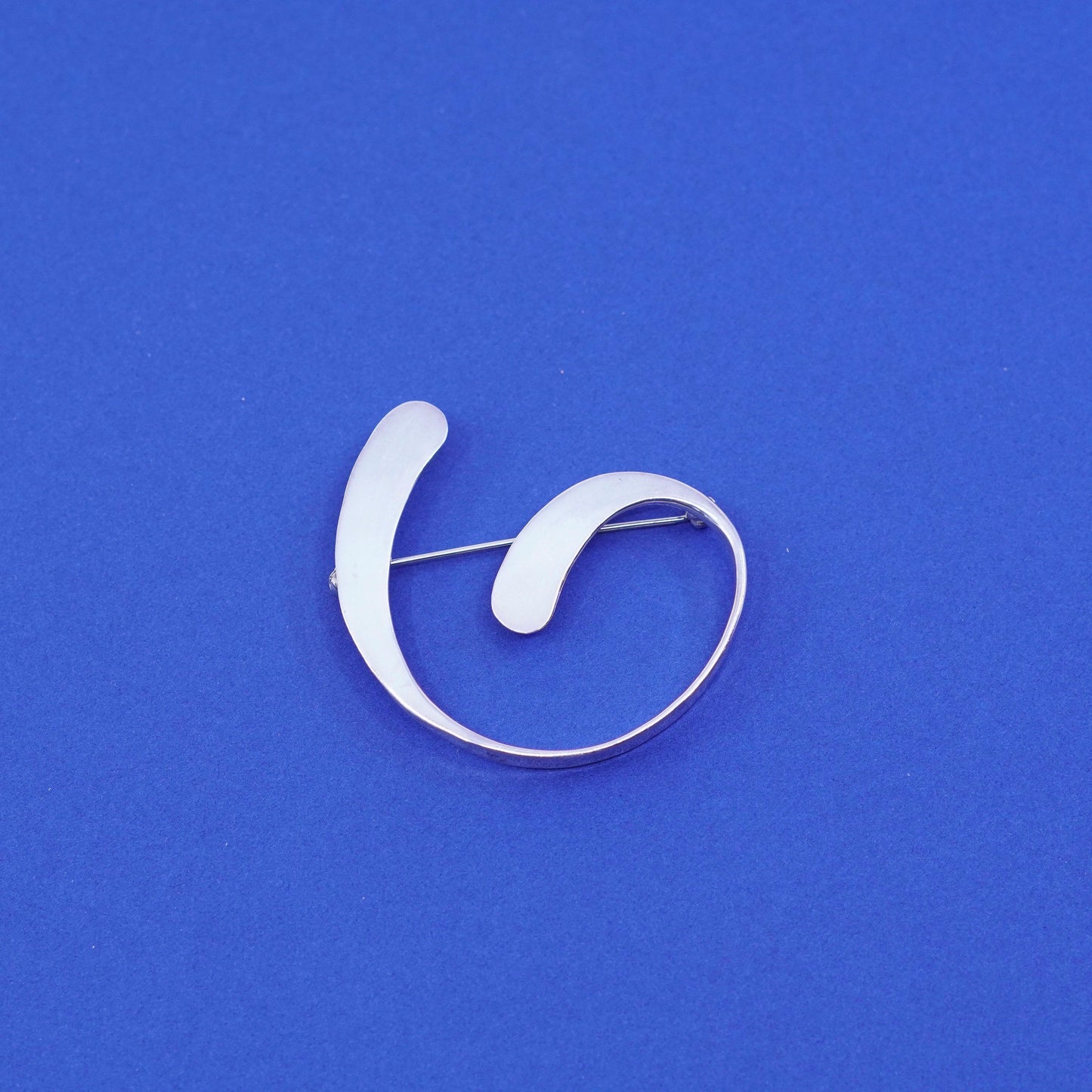 Vintage Sterling silver handmade brooch, 925 modern swirly wavy pin