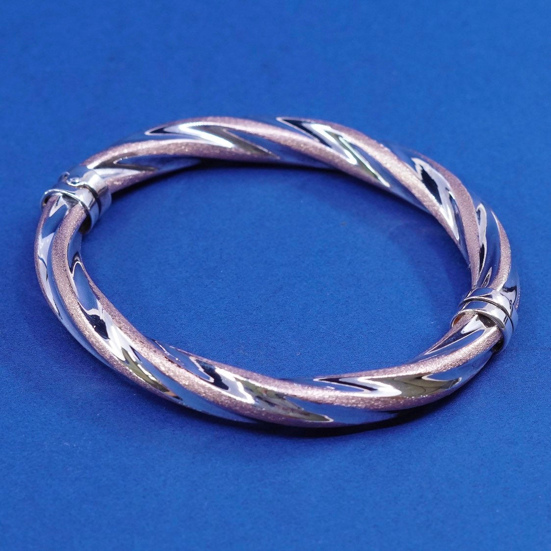 7.25", vtg two Tone sterling silver bracelet, italy 925 twisted cable bangle