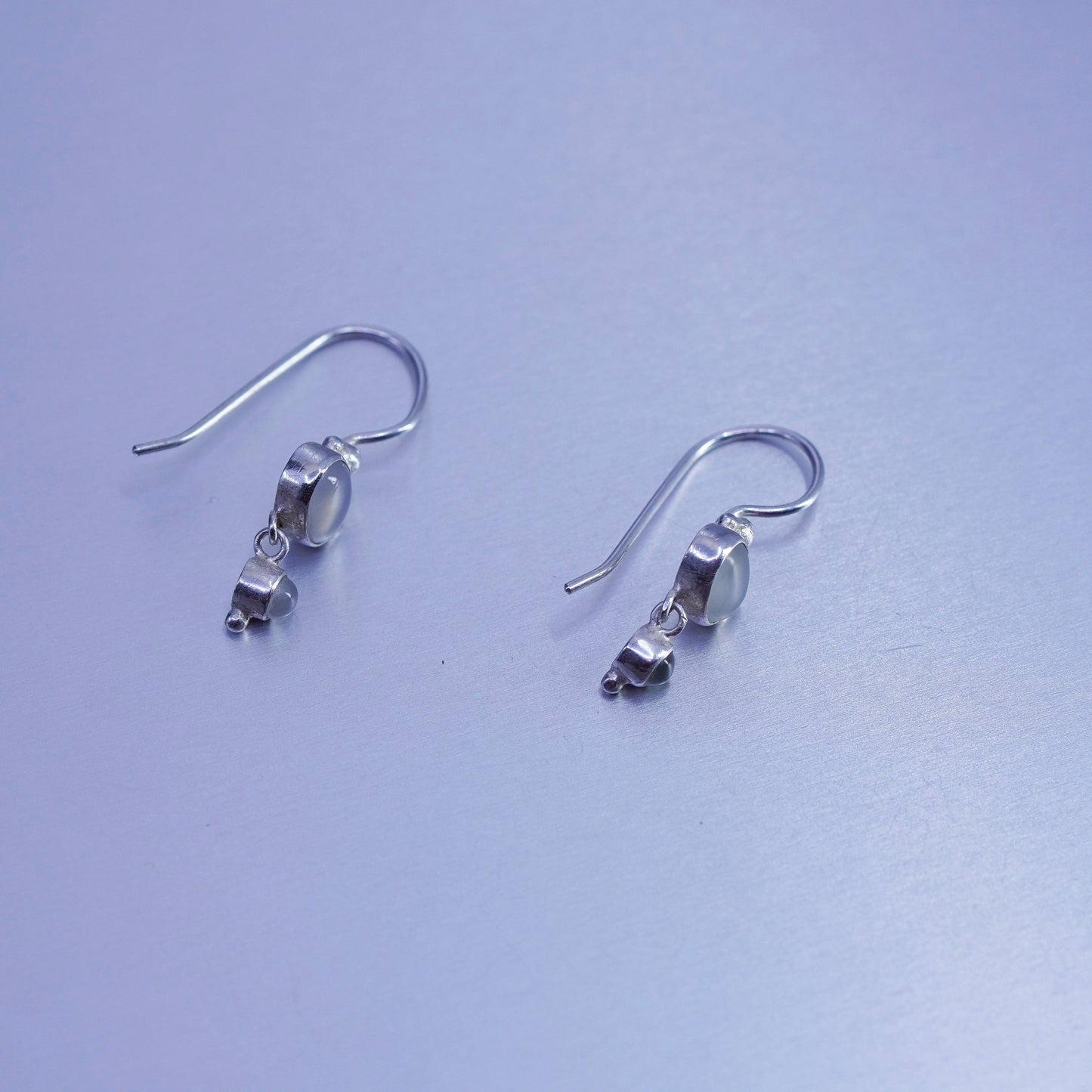 Vintage Sterling 925 silver earrings with oval clear cats eye