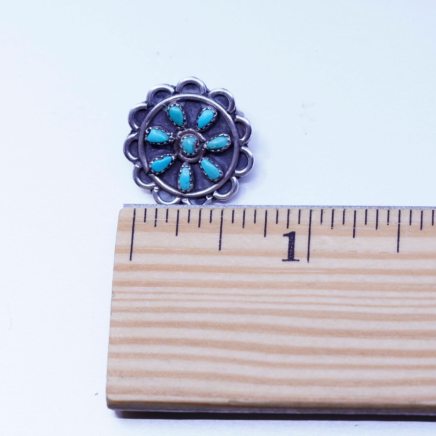 Native American Zuni Sterling 925 silver earrings, flower clip on turquoise