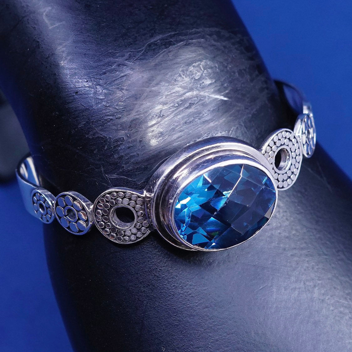 5.75" Lori Bonn Sterling silver handmade bangle bracelet 925 cuff w/ blue topaz