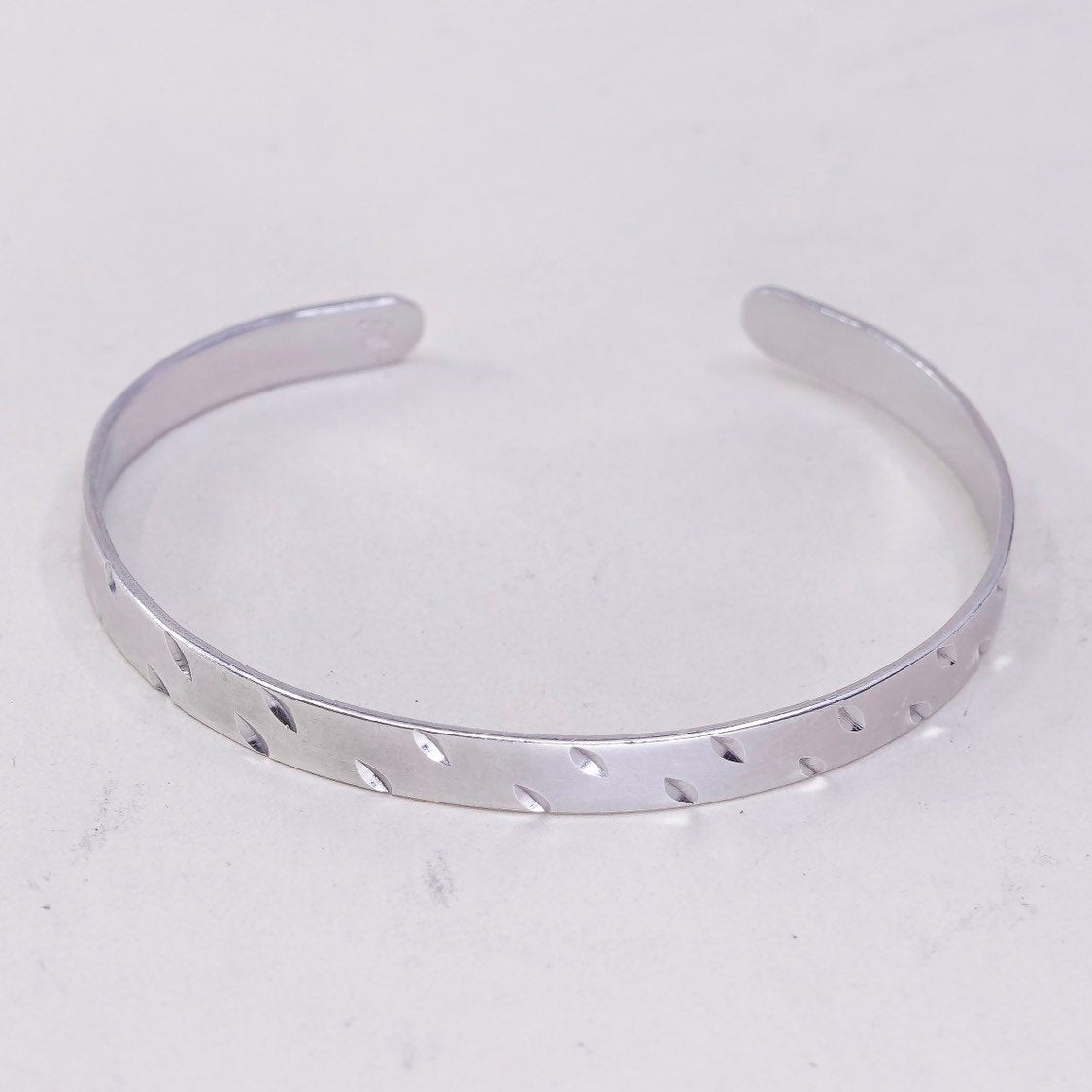 6.75”, vtg southwestern Sterling silver bracelet, modern handmade 925 cuff