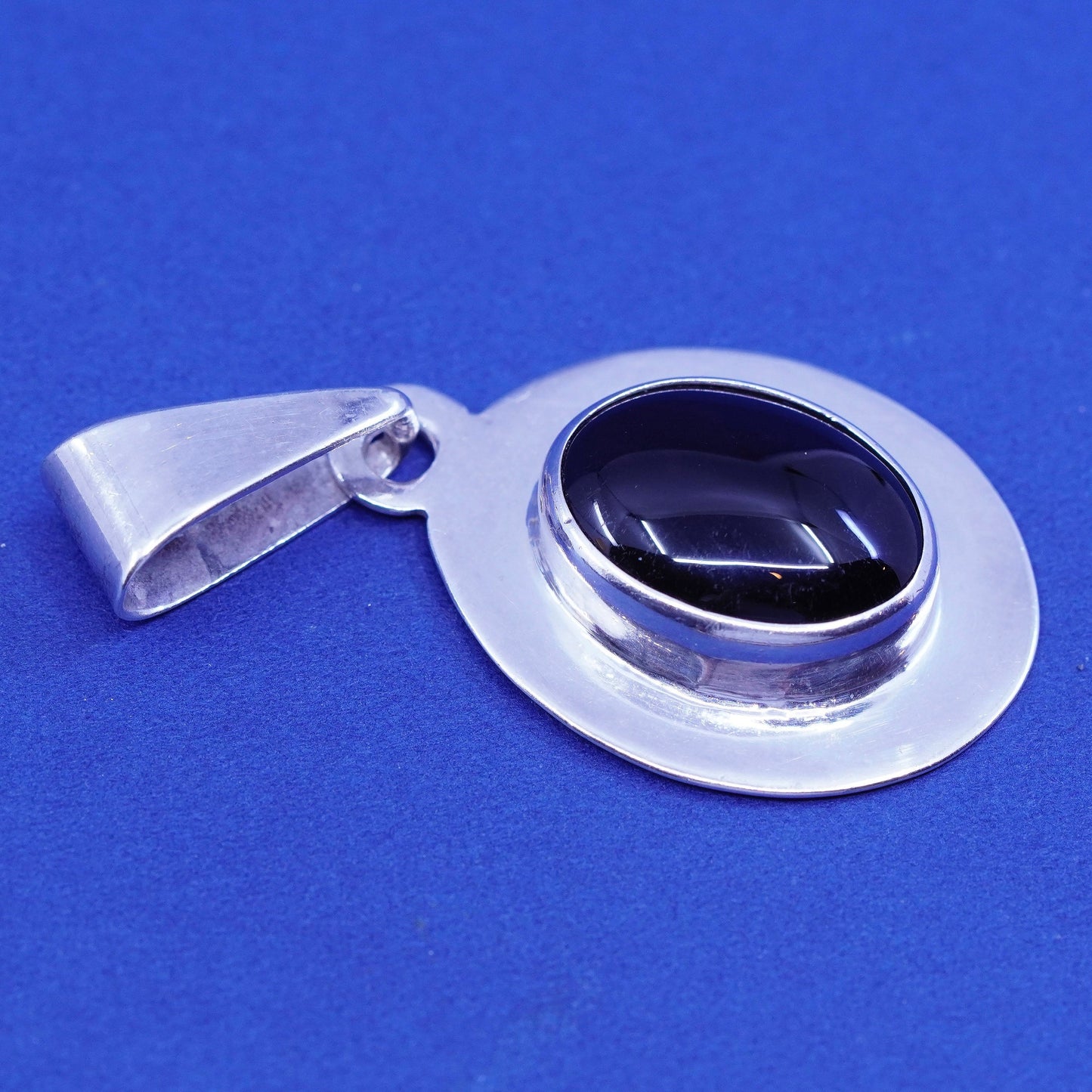 Vintage Sterling 925 silver handmade pendant with oval obsidian