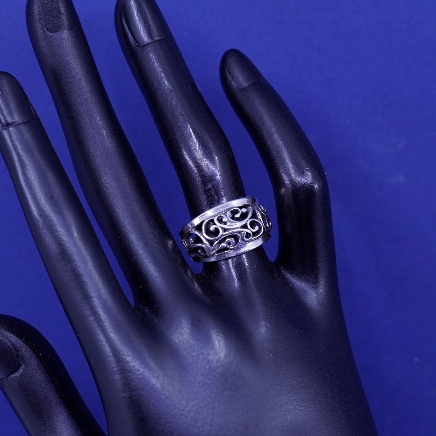 Size 6.5, vintage Sterling silver handmade ring, 925 filigree swirly band