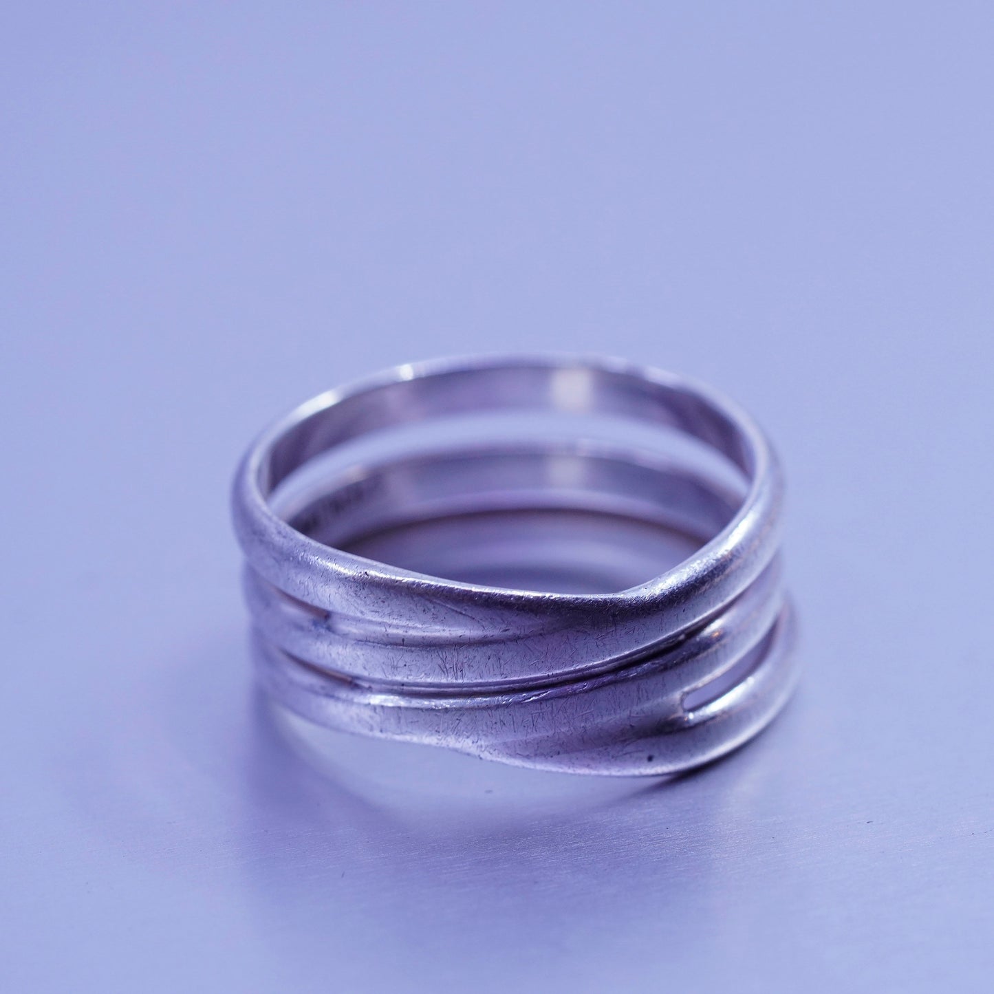 Size 8, vintage Sterling 925 silver handmade ring, ribbed band