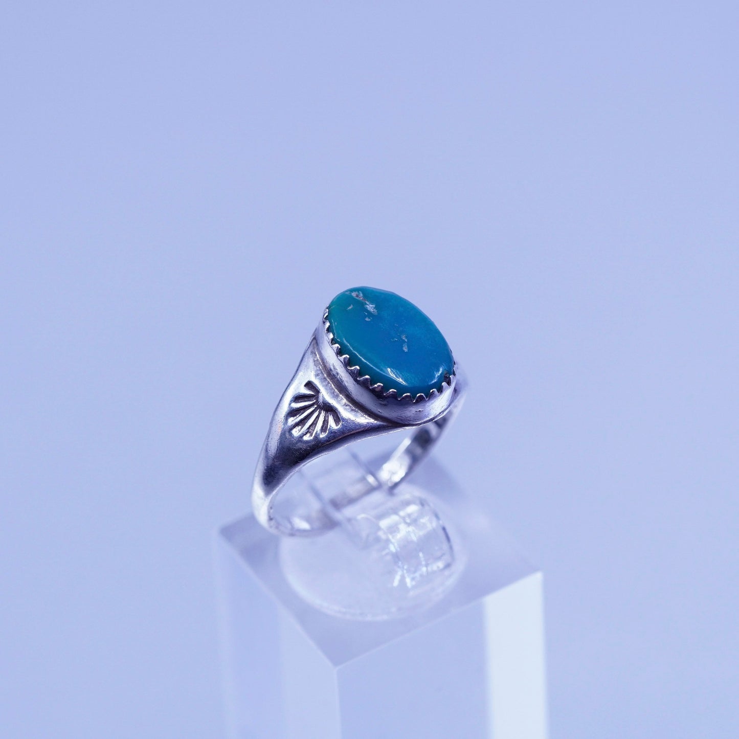 Size 8.25, Native American navajo Sterling 925 silver handmade ring turquoise