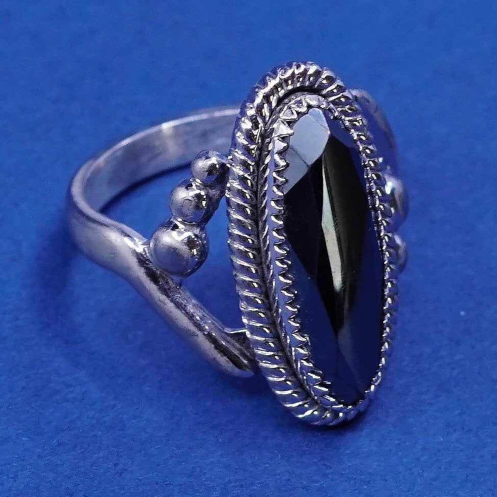 sz 5.5, Wheeler Jewelry Co Sterling 925 silver w/ hematite ring Native American