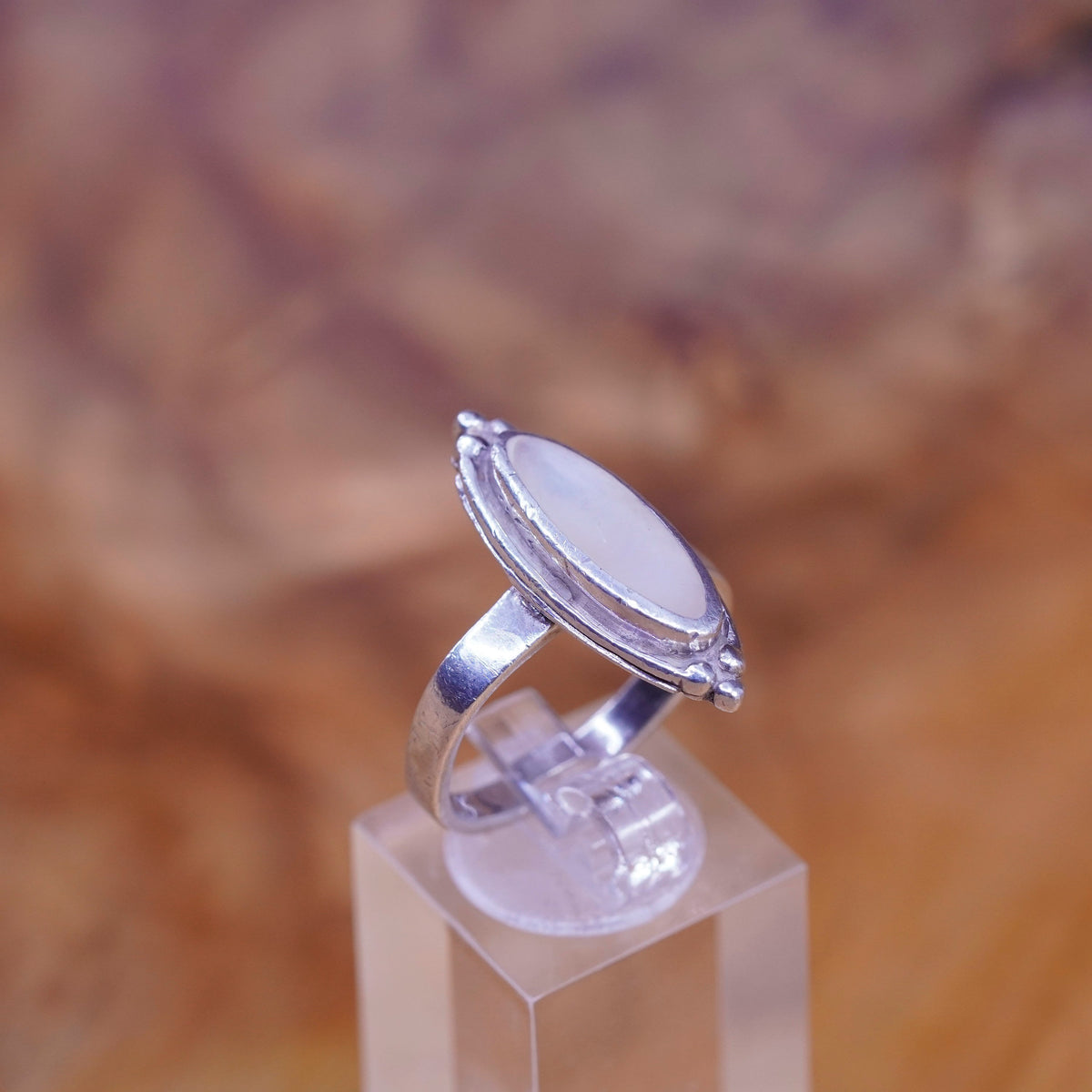 Size 8.25, vintage Sterling 925 silver handmade ring with mother of pearl