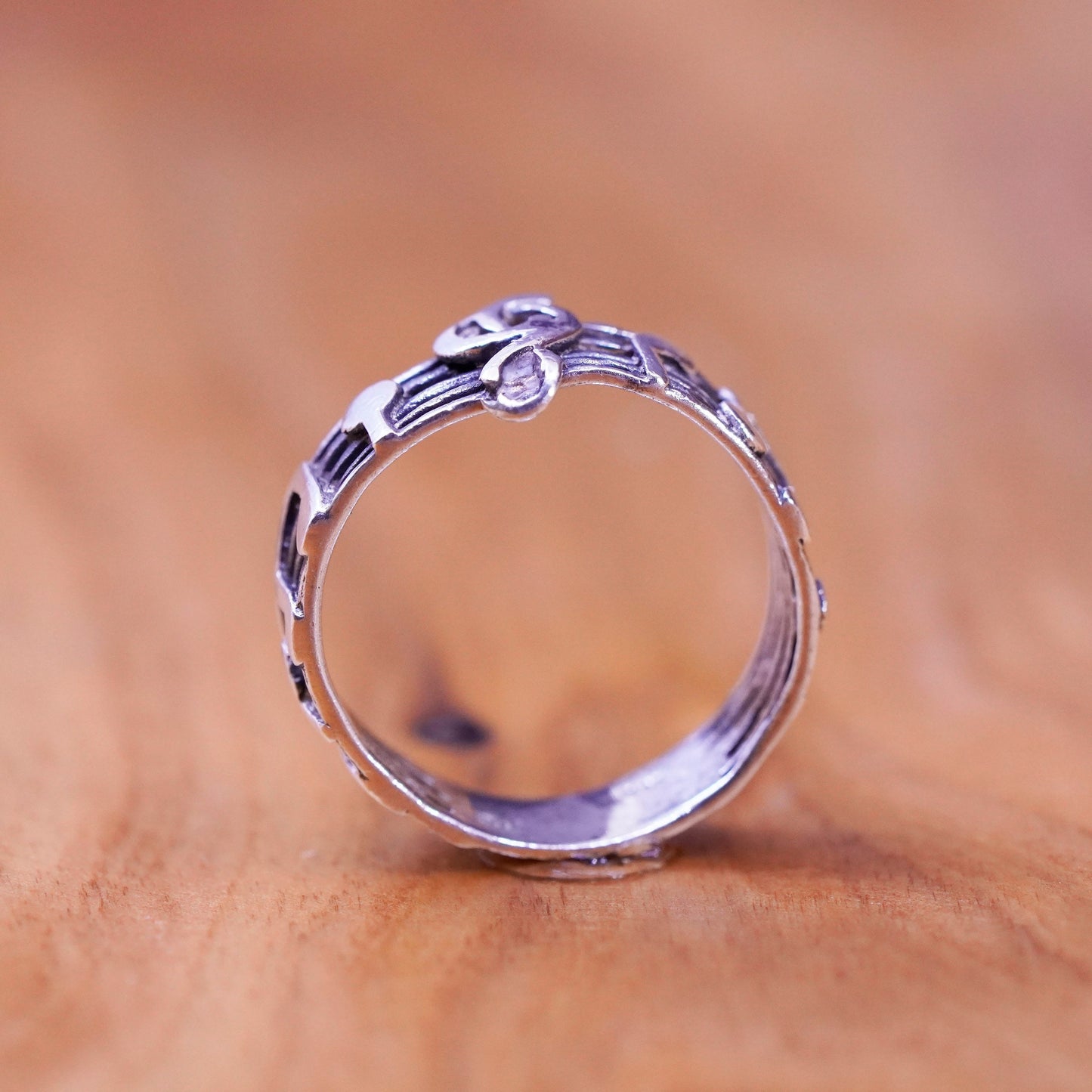 Size 7, vintage sterling silver handmade ring. 925 music note symbol