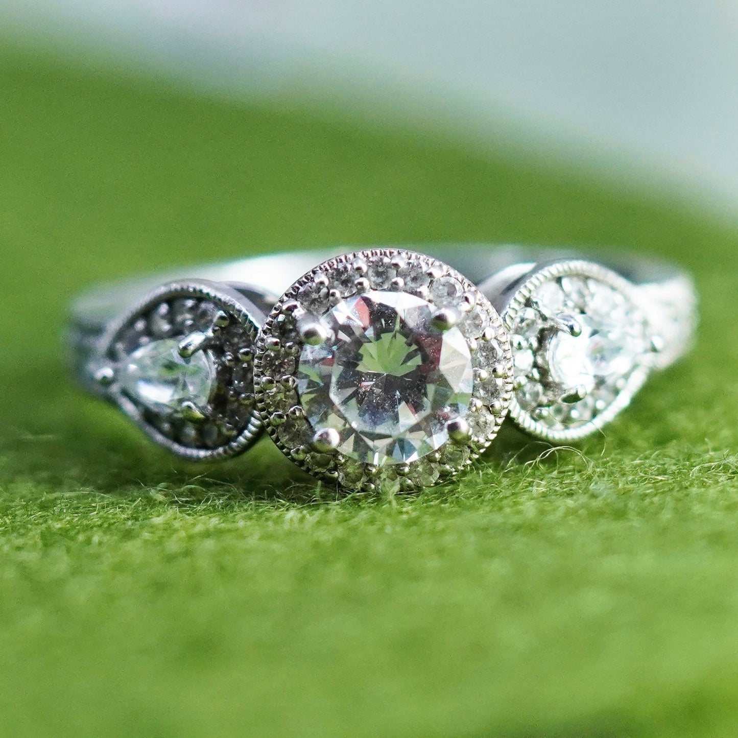 Size 10.5, Sterling silver ring, 925 silver w/ round cut crystal and CZ cluster